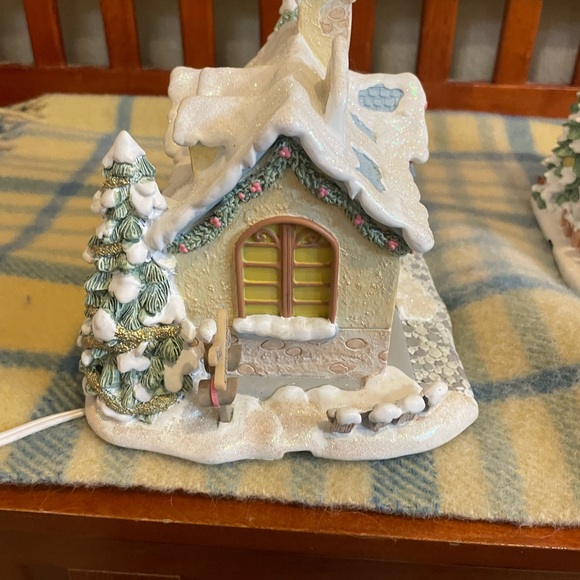 Precious Moments Holiday Hawthorne Village Set of 3! 2002 - Picture 15 of 16